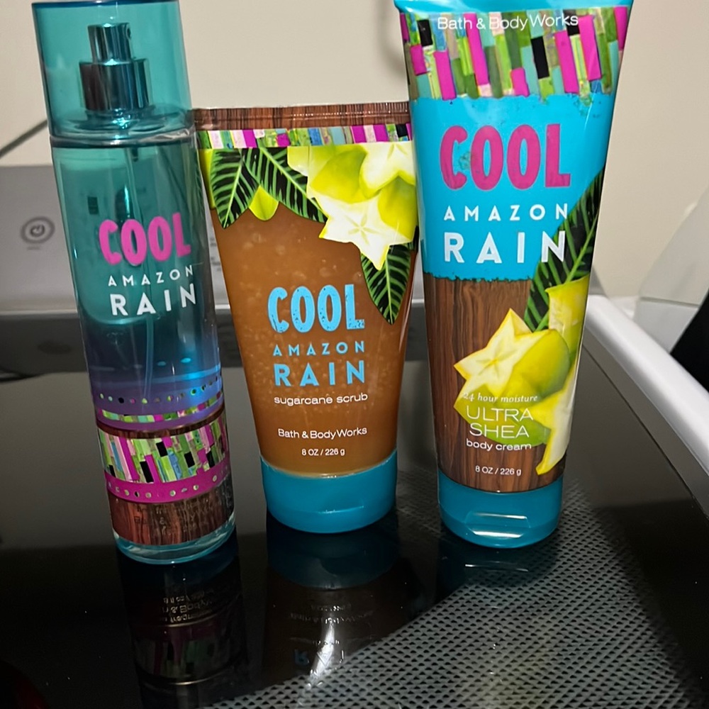 Bath&Body Works Cool Amazon Rain Body Spray, Sugar Scrub and Body Lotion